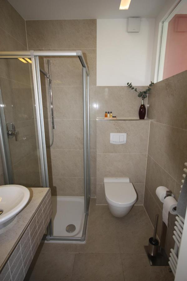 Hotel Haus Berger โคโลญ ภายนอก รูปภาพ